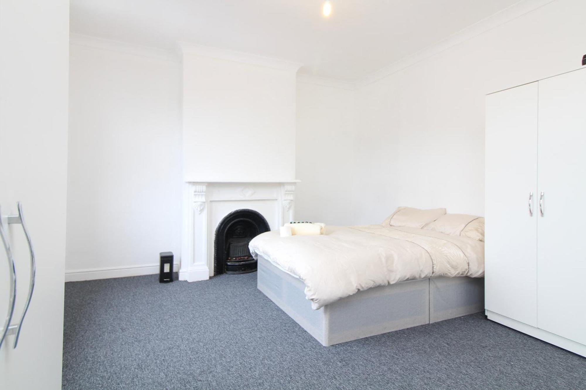 Cosy Room In Stafford Road サウサンプトン エクステリア 写真